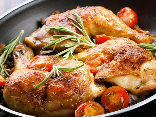 Giải mã giấc mơ thấy ăn thịt gà đánh con gì may mắn?