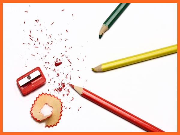 Mơ thấy bút chì đánh con gì? Đâu là con số may mắn hay về