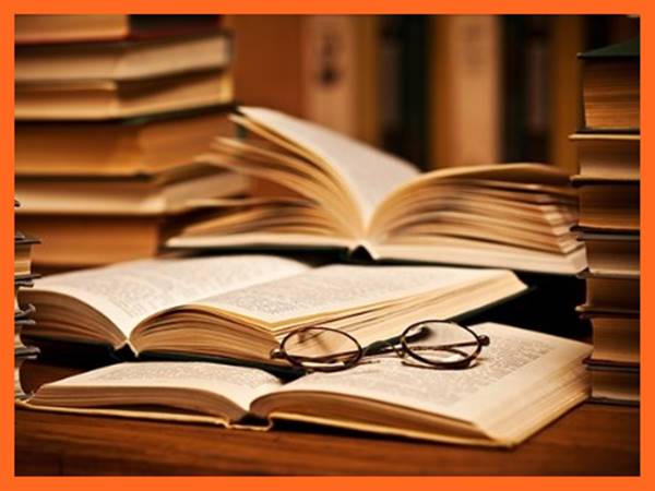 Nằm mơ thấy sách vở đánh con gì? Đâu là con số may mắn hay về